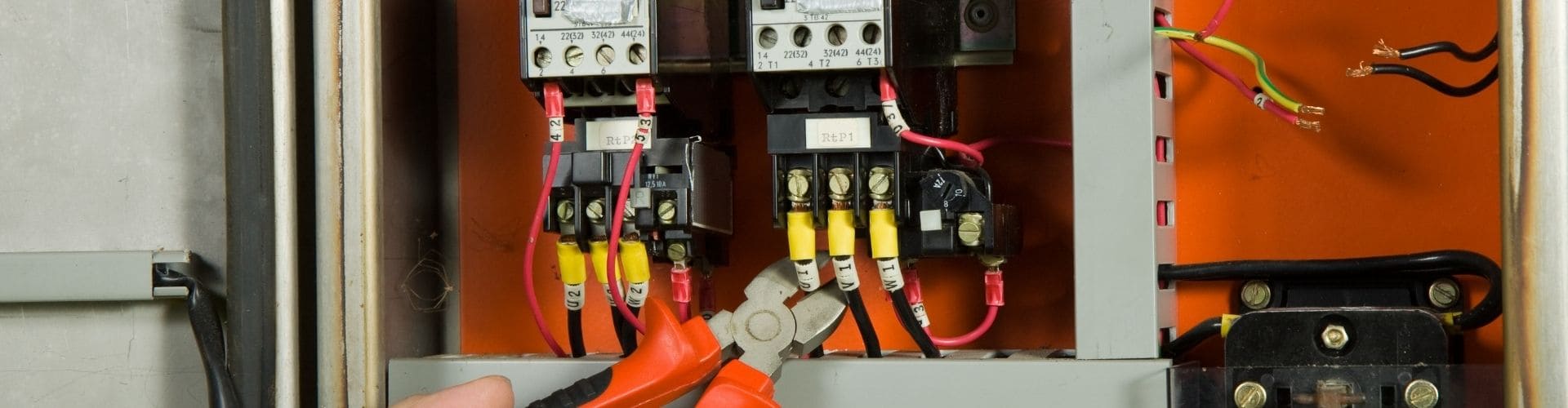 Ev ve İş Yerleriniz İ&ccedil;in Profesyonel Elektrik&ccedil;i Hizmetlerinin &Ouml;nemi